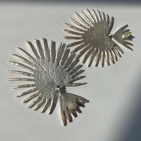 Earrings Pierced Statement Earrings - Picture 5 of 7